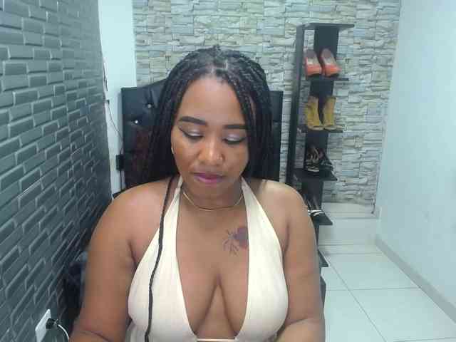 pamela-ebony webcam