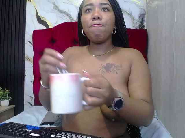 pamela-ebony webcam