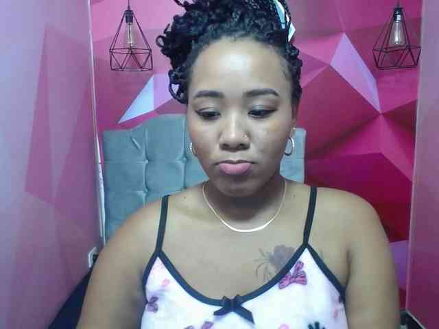 pamela-ebony webcam