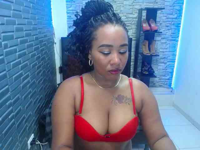 pamela-ebony webcam