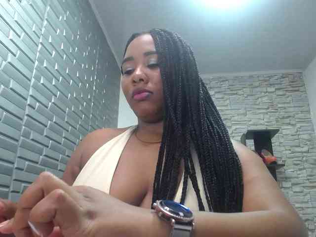 Modelo: pamela-ebony