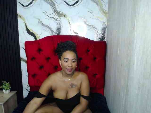 pamela-ebony webcam