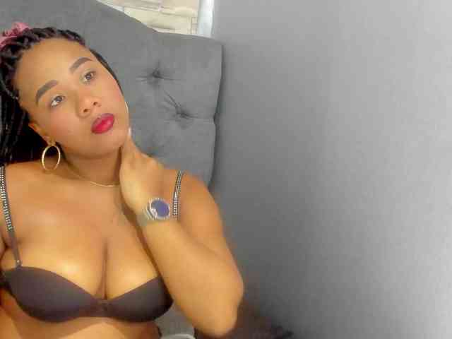 pamela-ebony webcam