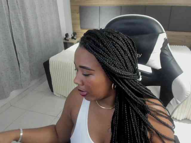 pamela-ebony webcam