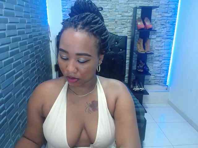 pamela-ebony webcam