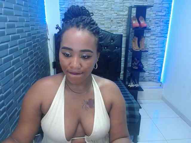 pamela-ebony webcam