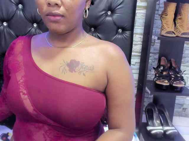 pamela-ebony webcam