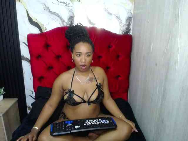 pamela-ebony webcam