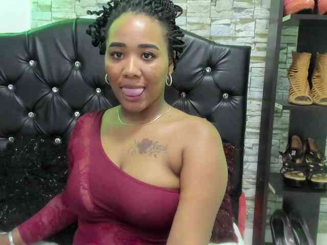 pamela-ebony webcam