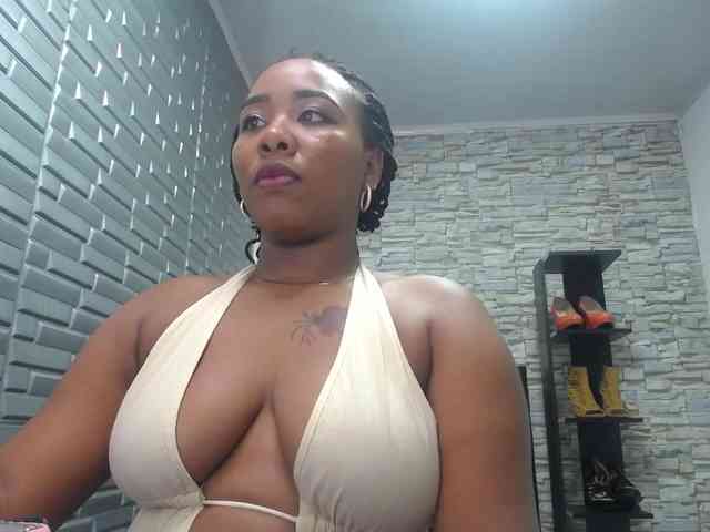 Modelo: pamela-ebony