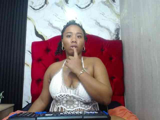 pamela-ebony webcam