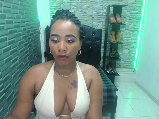 pamela-ebony webcam