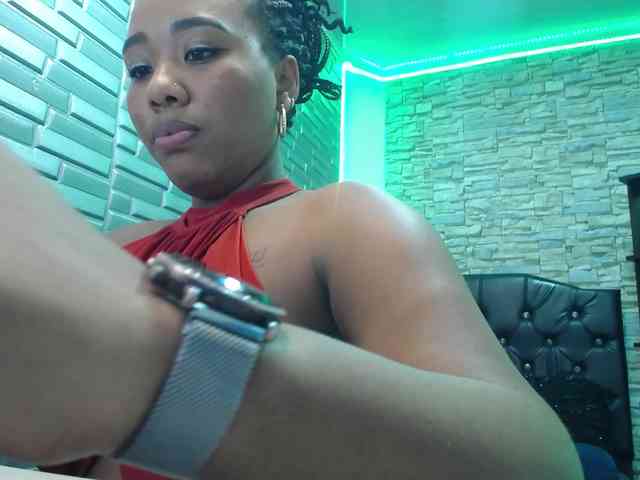 pamela-ebony webcam
