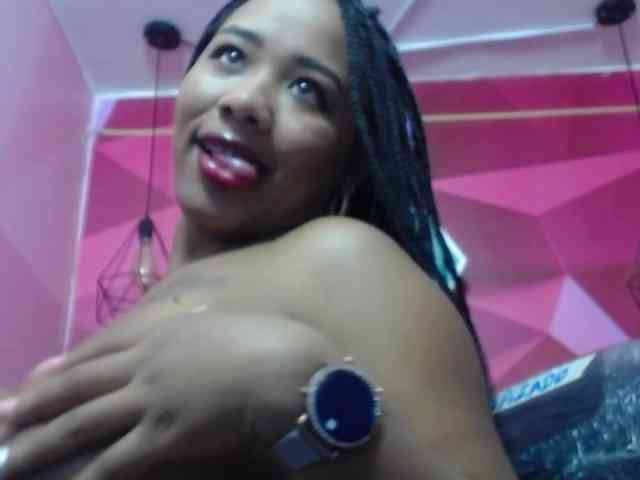 pamela-ebony webcam