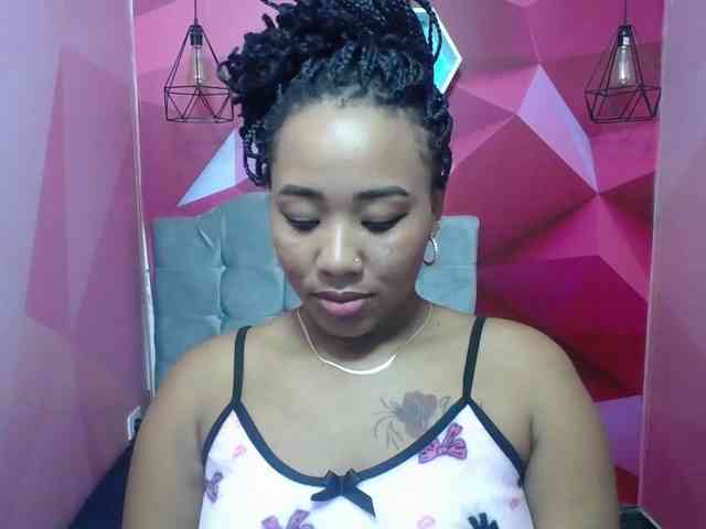 pamela-ebony webcam
