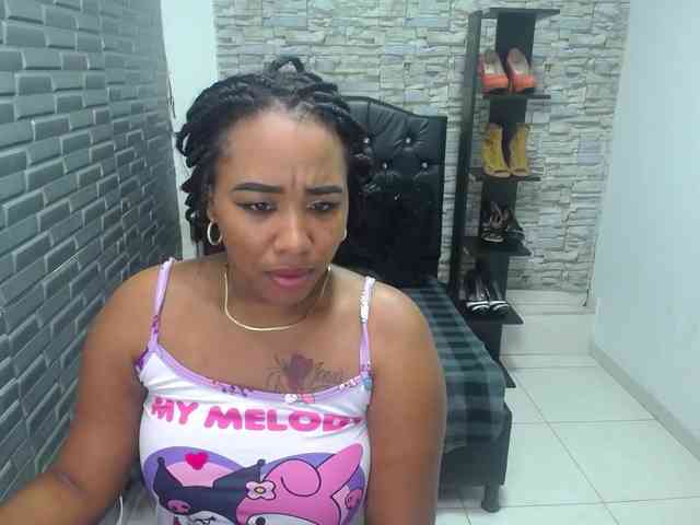 pamela-ebony webcam
