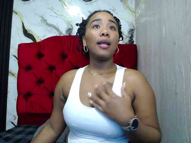 pamela-ebony webcam