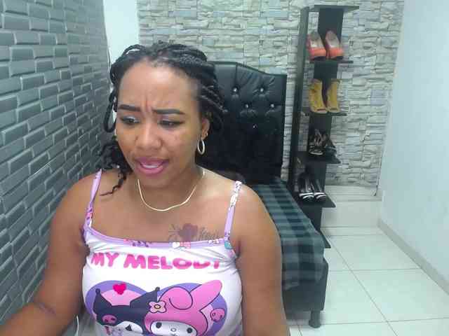 pamela-ebony webcam