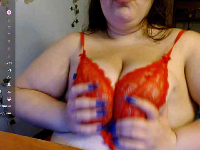 kyra-vex webcam