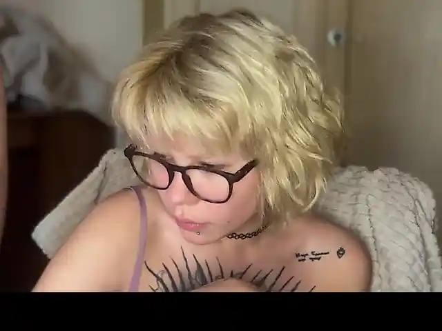 naughtylayla66