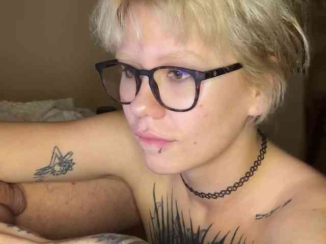 naughtylayla66