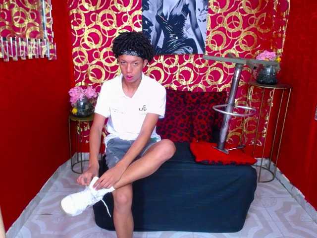 SKINNYBOYpein