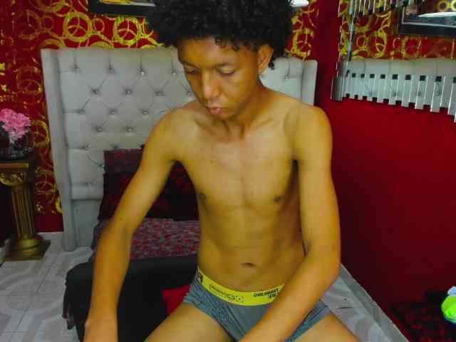 SKINNYBOYpein