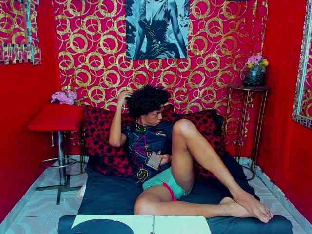 SKINNYBOYpein