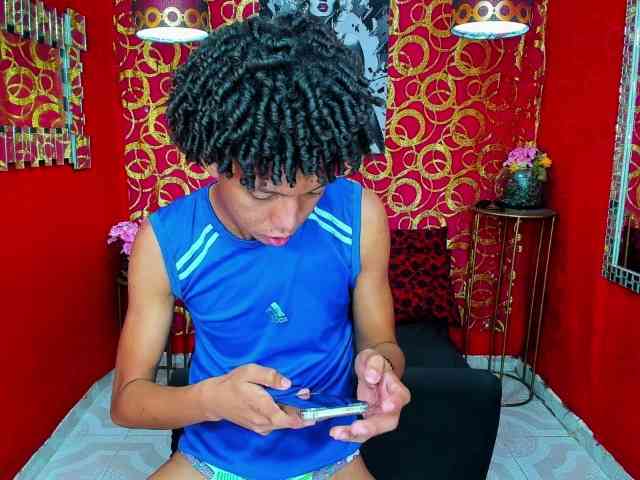 SKINNYBOYpein