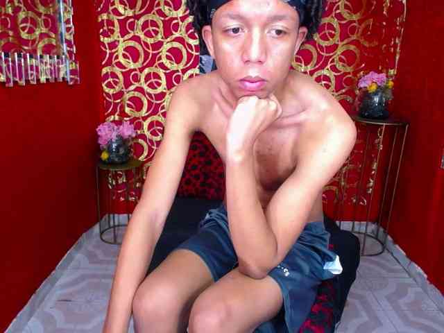SKINNYBOYpein