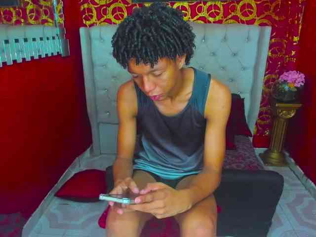 SKINNYBOYpein SKINNYBOYpein