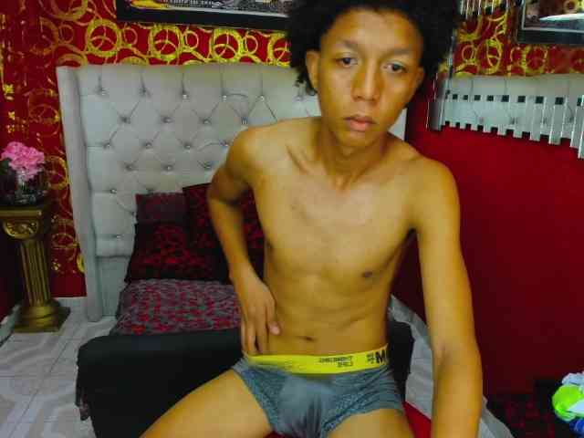 SKINNYBOYpein SKINNYBOYpein