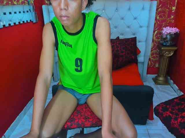 SKINNYBOYpein SKINNYBOYpein