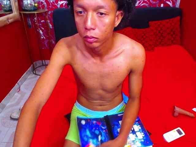 SKINNYBOYpein SKINNYBOYpein