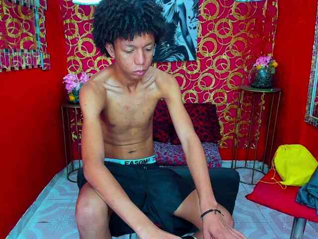 SKINNYBOYpein SKINNYBOYpein