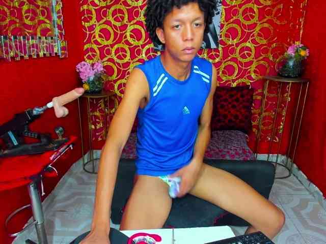 SKINNYBOYpein SKINNYBOYpein