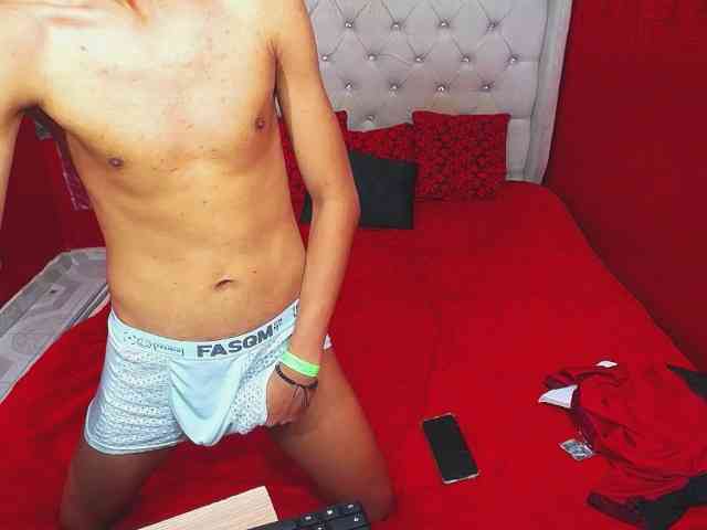 SKINNYBOYpein