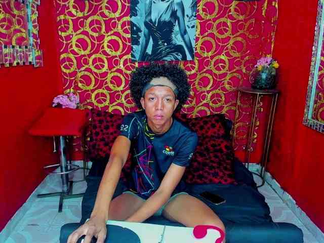 SKINNYBOYpein SKINNYBOYpein