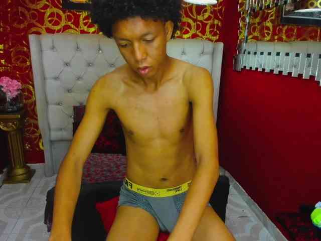 SKINNYBOYpein