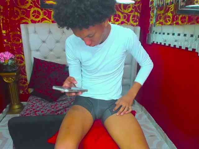 SKINNYBOYpein