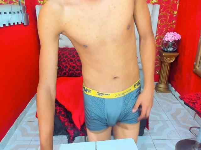 SKINNYBOYpein