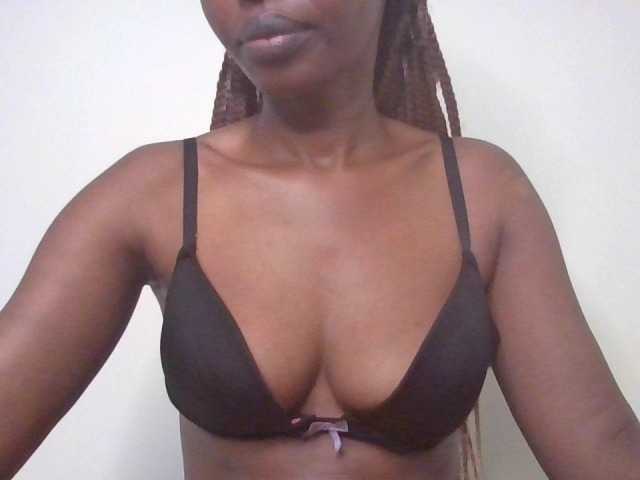 Princess102 live cam on BongaCams