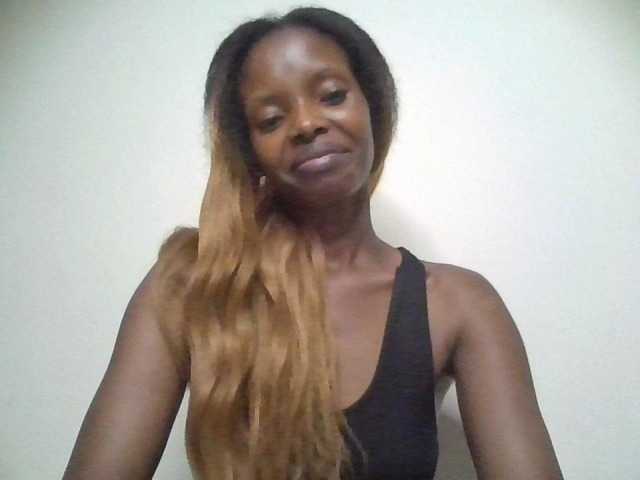 Princess102 live cam on BongaCams