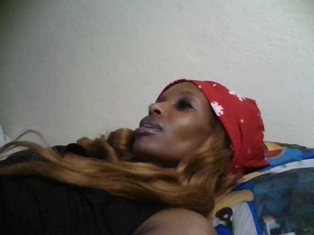 Princess102 live cam on BongaCams