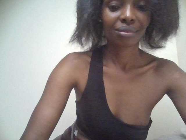Princess102 live cam on BongaCams