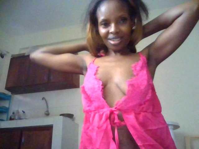 Princess102 live cam on BongaCams