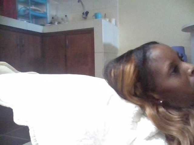 Princess102 live cam on BongaCams