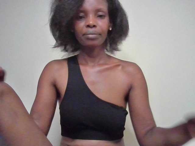 Princess102 live cam on BongaCams