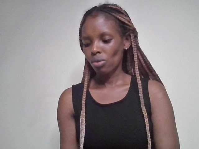 Princess102 live cam on BongaCams