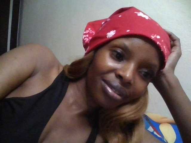 Princess102 live cam on BongaCams